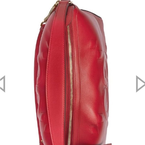 GUCCI RED LEATHER EMBOSSED APOLLO LOGO HOBO SHOULDER/TOTE BAG WITH GOLD CHAINNWT - Picture 7 of 8